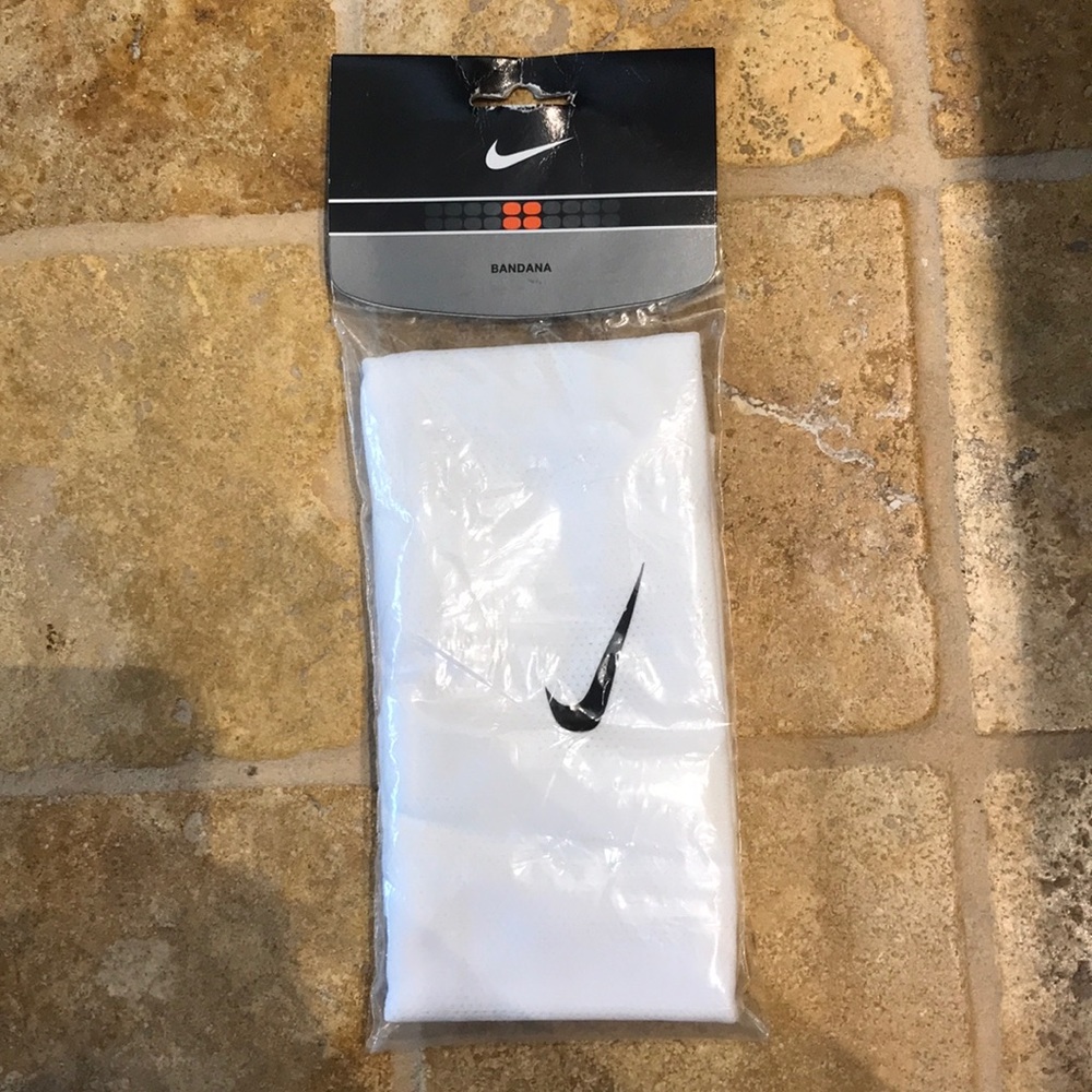 Unisex Nike Bandana